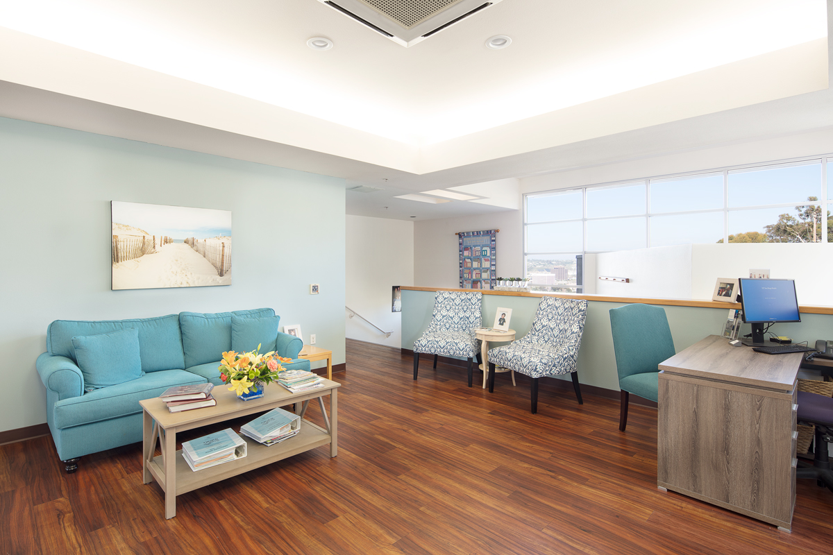 Lobby living room