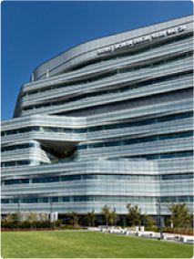 Jacobs Medical Center exterior